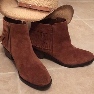 naturalizer cassia booties